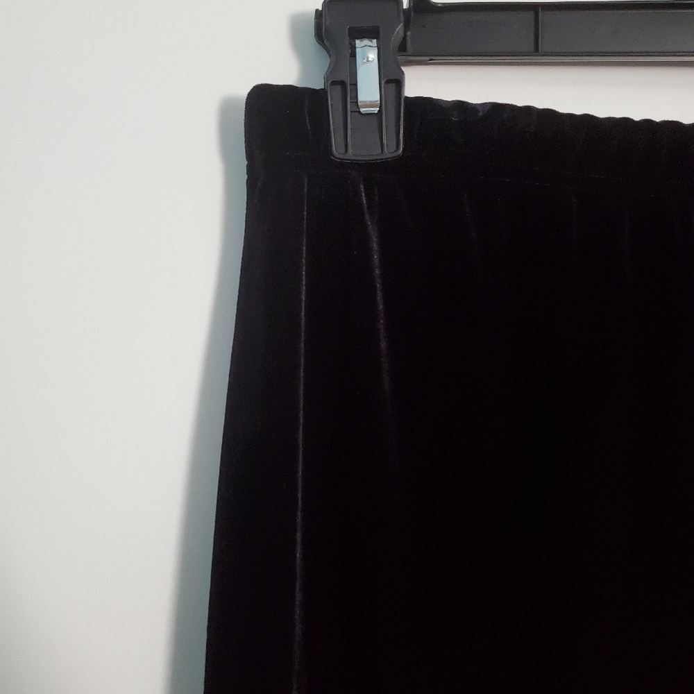 Style & Co black velvet maxi skirt, size M - Picture 2 of 8